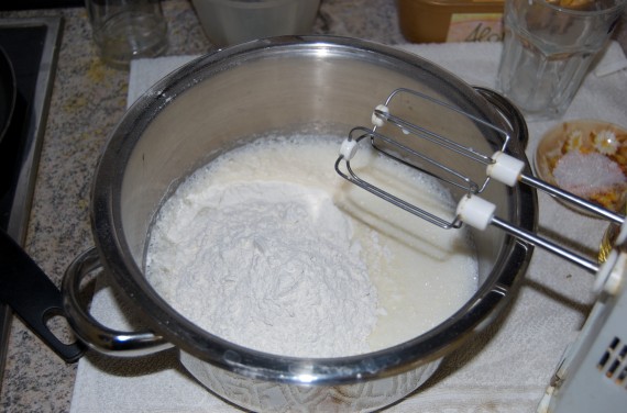 Add 200-300 gr of flour